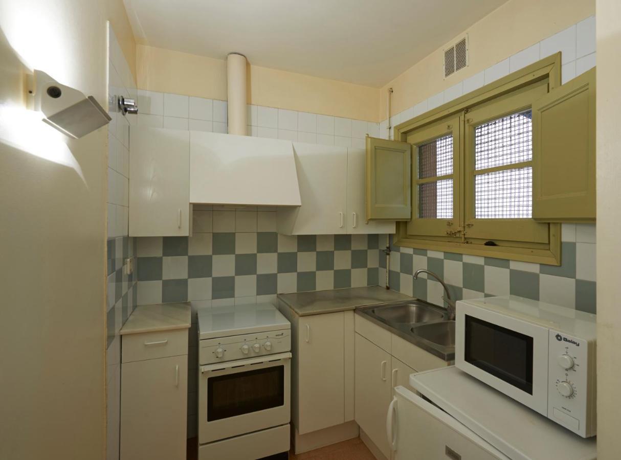 Apartamentos Montserrat Abat Marcet Kültér fotó