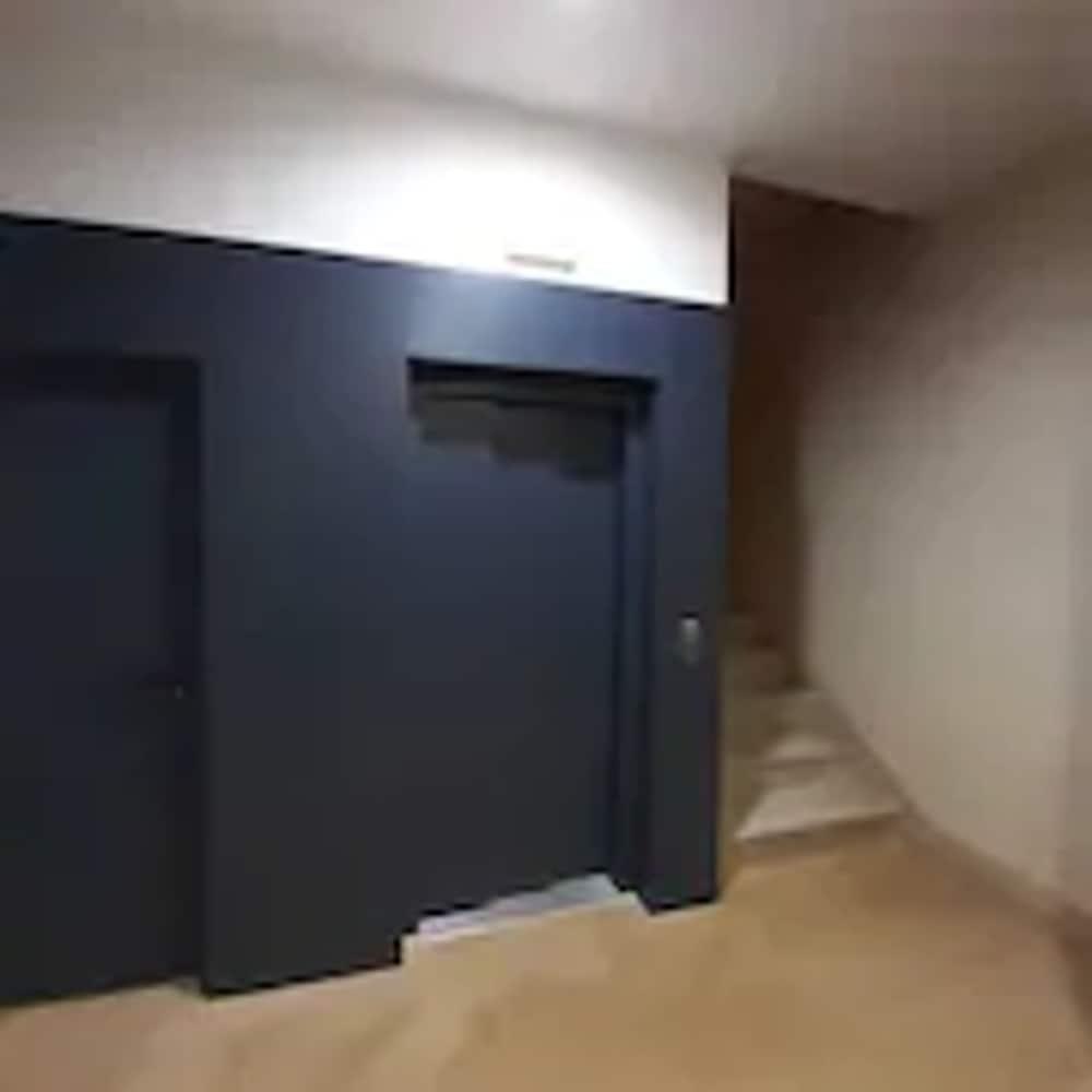 Apartamentos Montserrat Abat Marcet Kültér fotó